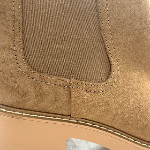Universal Thread Tan Chunky Heel Ankle Boots Womens Size 7.5 Faux Suede - Picture 16 of 16